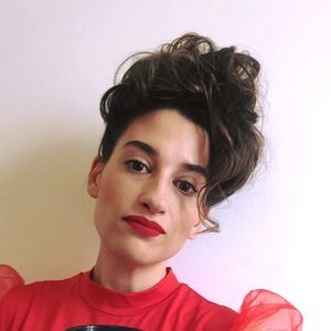 Meet your Posher, Becca